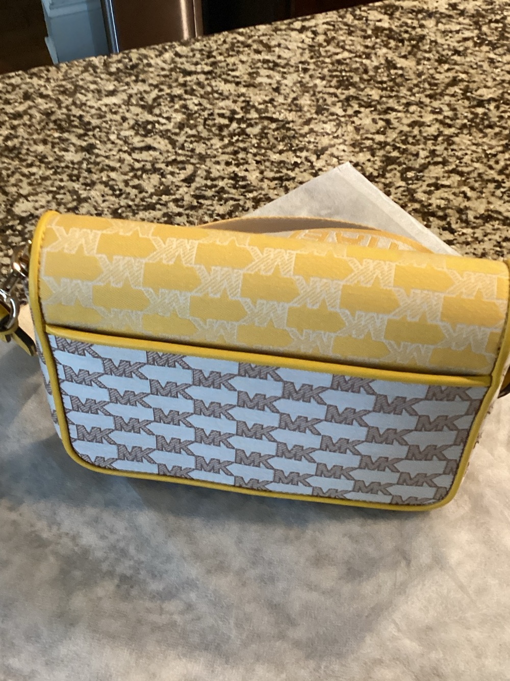 Michael Kors Yellow and White Signature Canvas Crossbody with Gold Hardware. - Picture 2 of 6